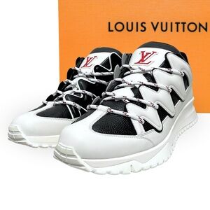 BRAND NEW Louis Vuitton Virgil Abloh White Zig Zag Sneakers Size 10.5 Fits 11 US